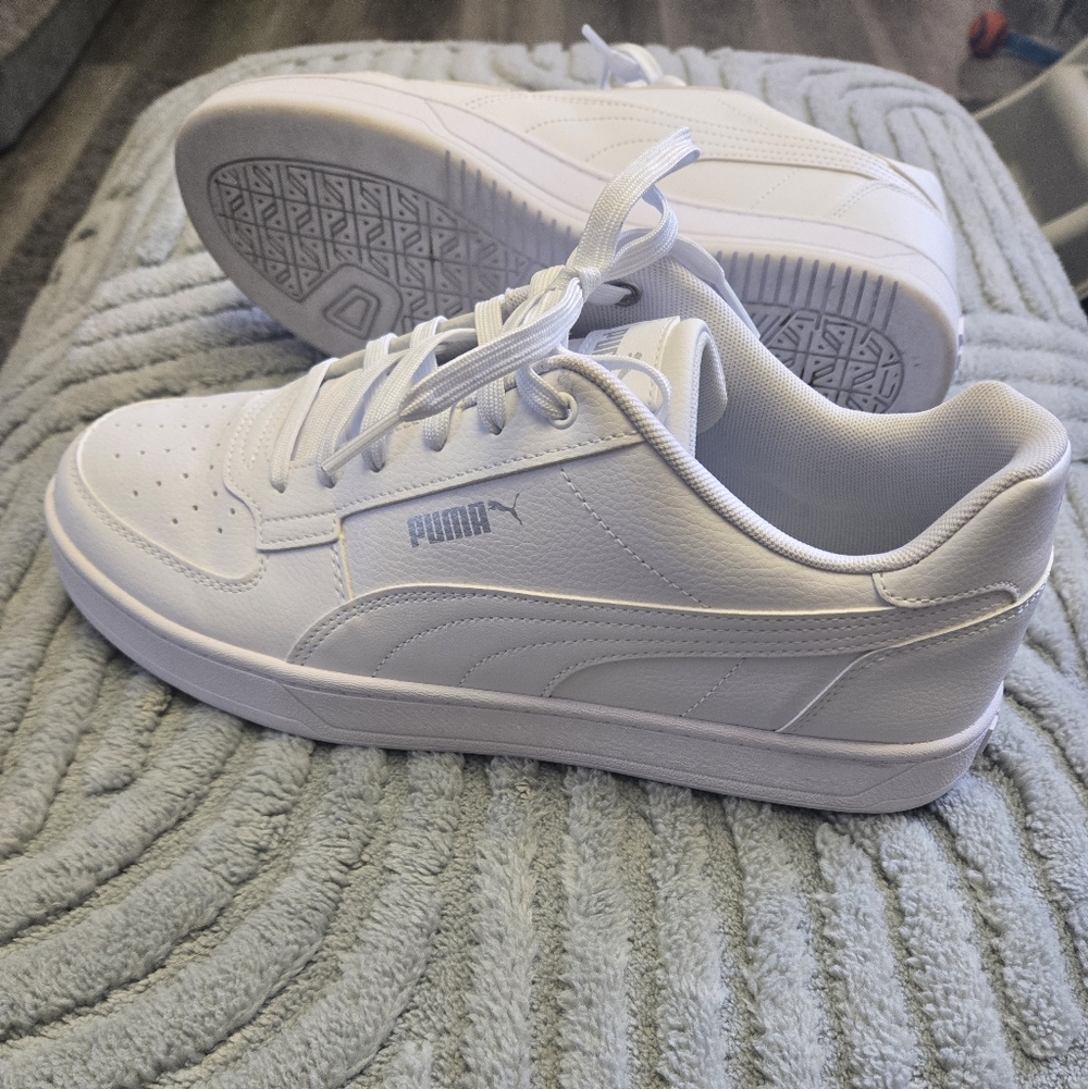 Puma Men's All White Sneakers Size 10.5 Like New